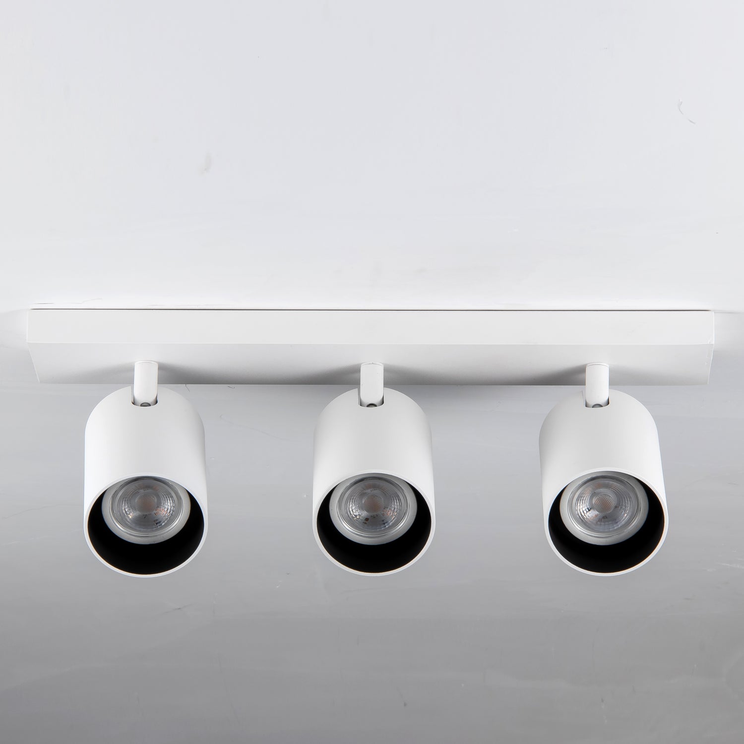 Yeelight Smart Spotlight (3 Spots)