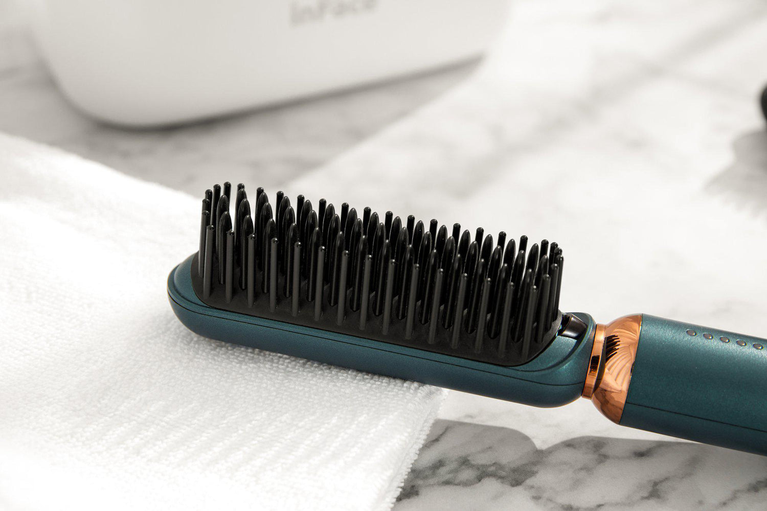 inface ION Hairbrush Green, Black